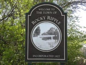 A peaceful view of Rocky Ripple, Indiana